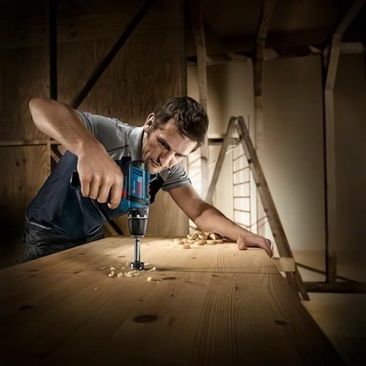 V6H352EB78E48E0AF331C24F65707C2E204R6193688P3