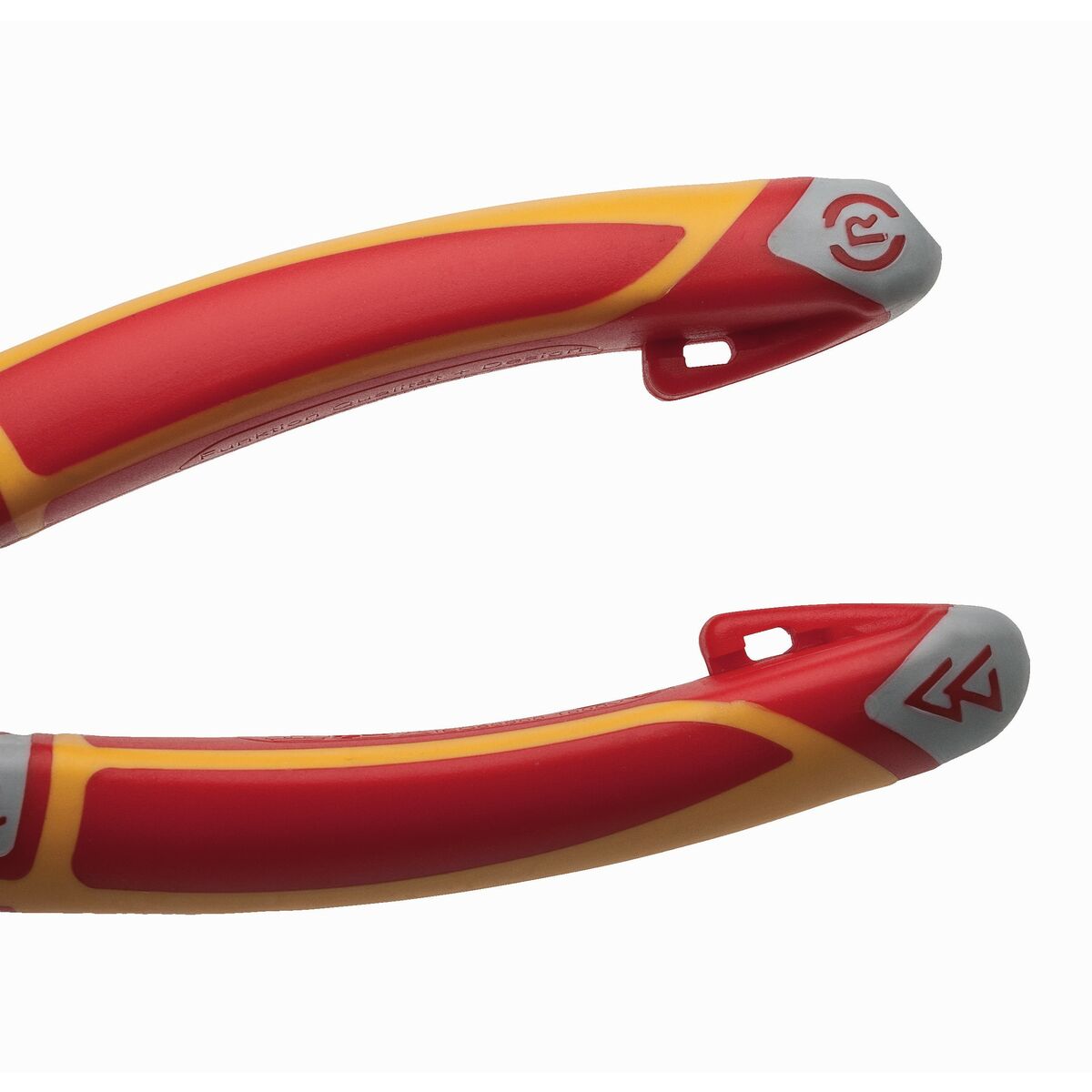 V3HD67C96BD9253B9E1A0E94D99C1DA8B33R6616109P7